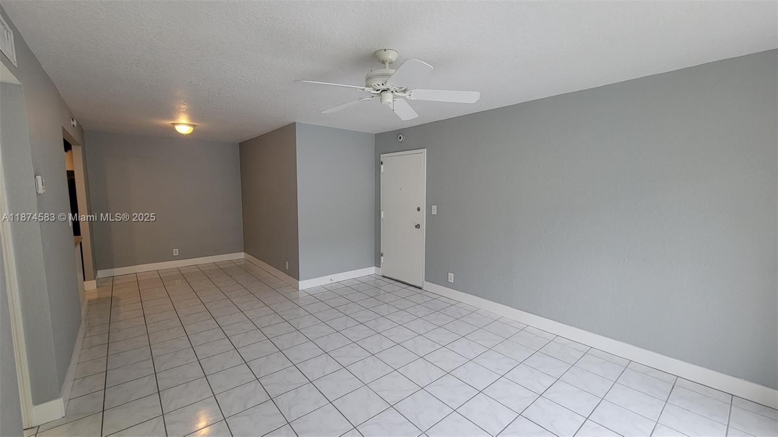 1 Jacaranda Country Club Dr # 104