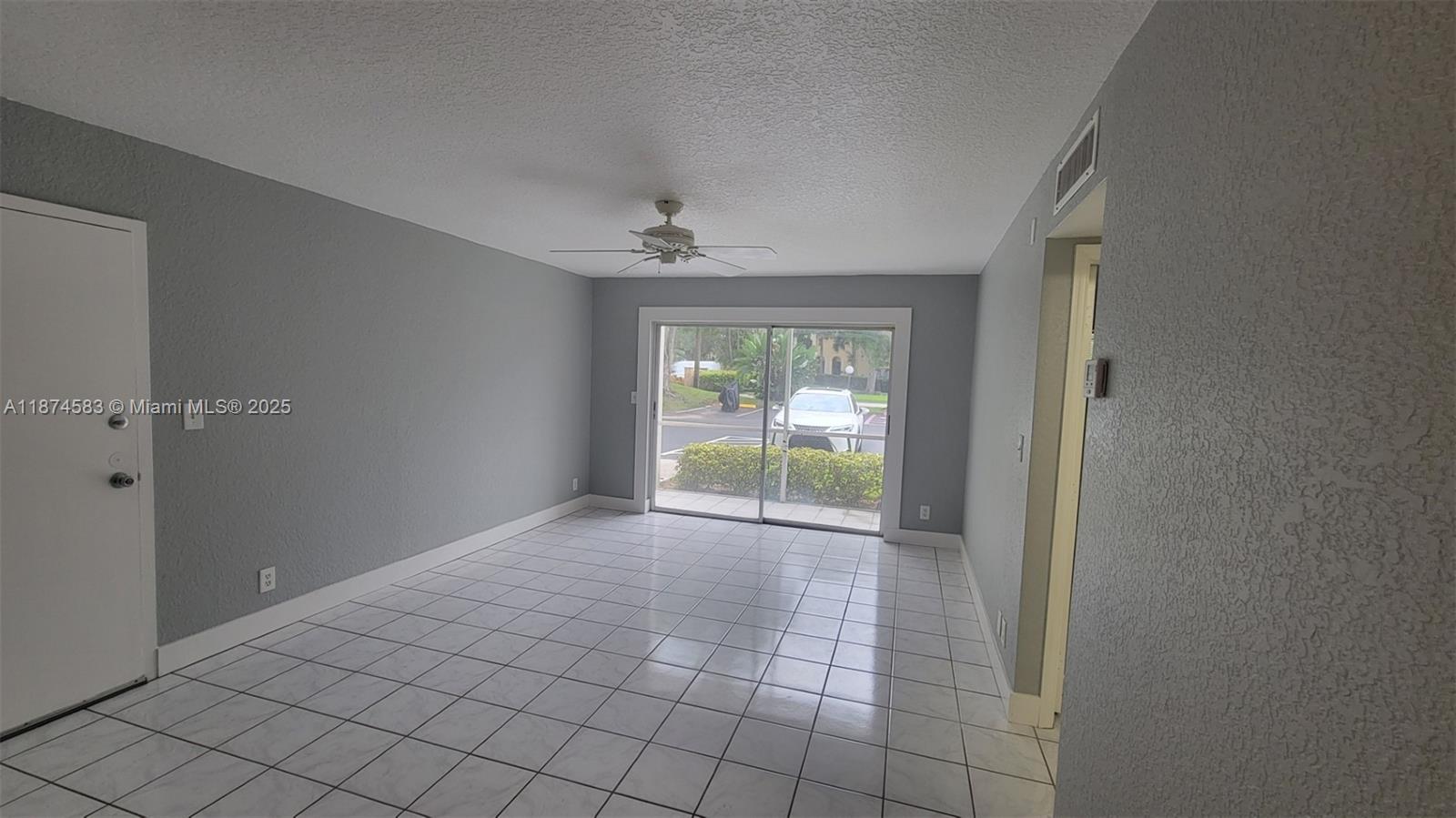 1 Jacaranda Country Club Dr # 104
