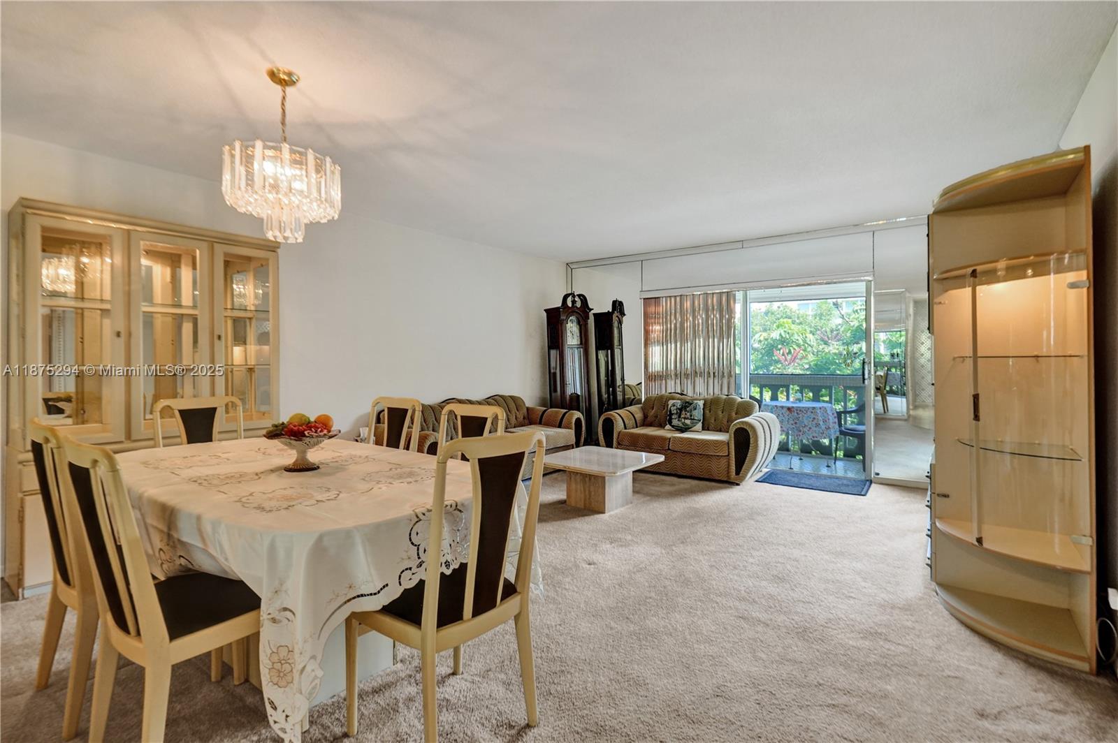 218 NE 12th Ave # 302