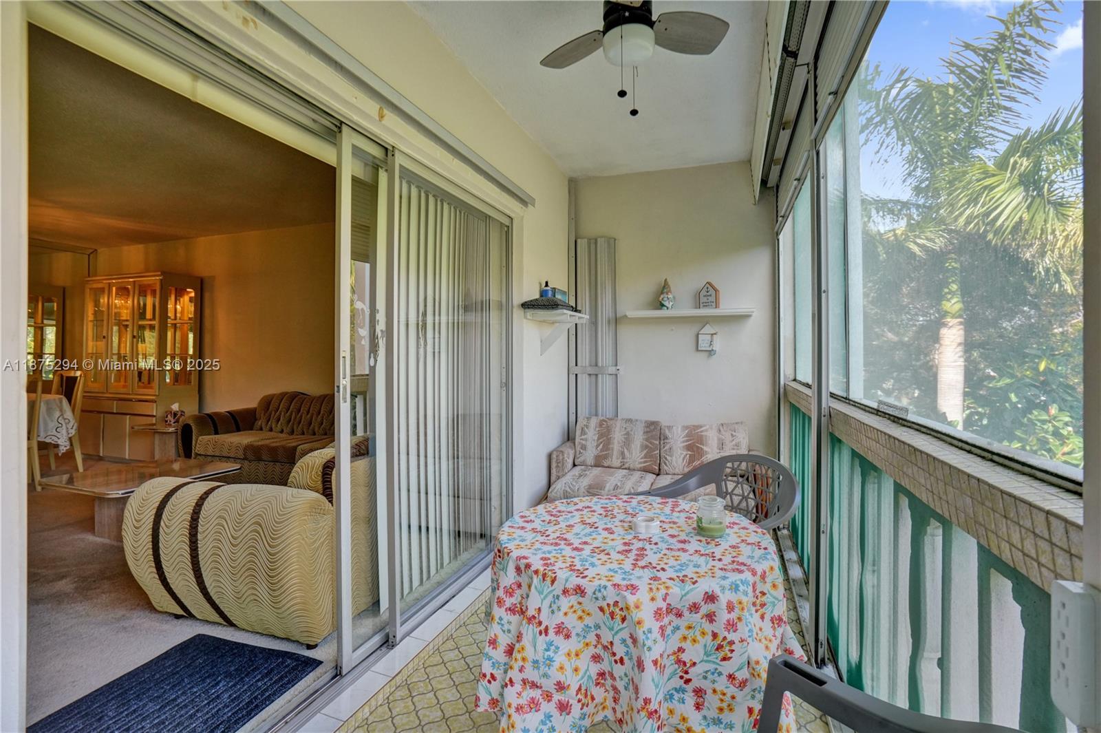 218 NE 12th Ave # 302