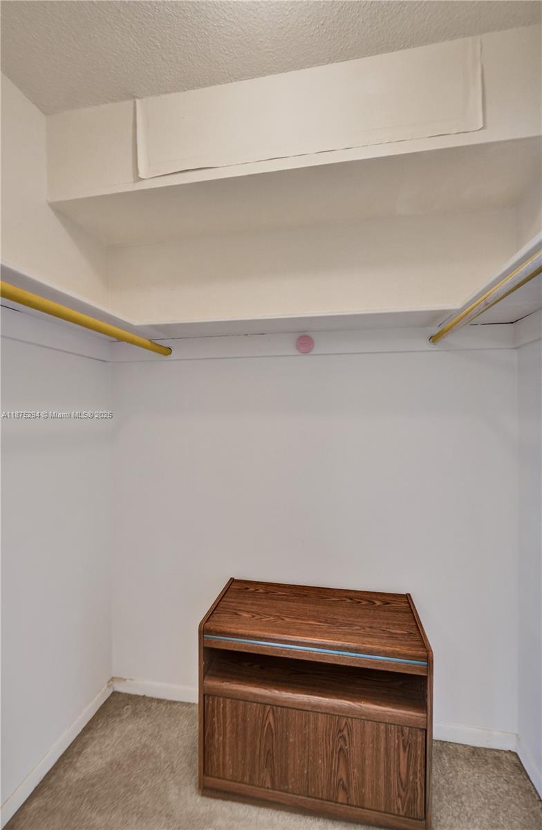 218 NE 12th Ave # 302