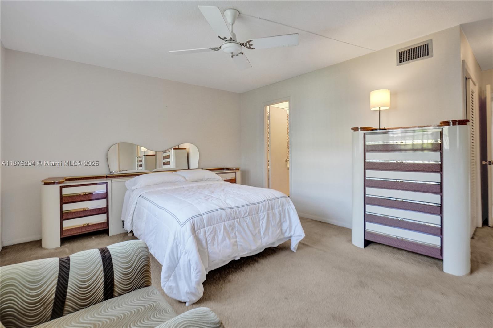 218 NE 12th Ave # 302