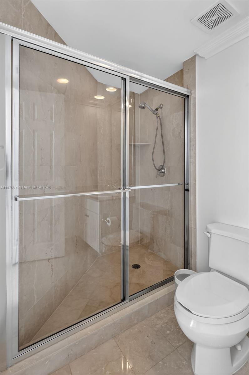 3370 Hidden Bay Dr # 1808