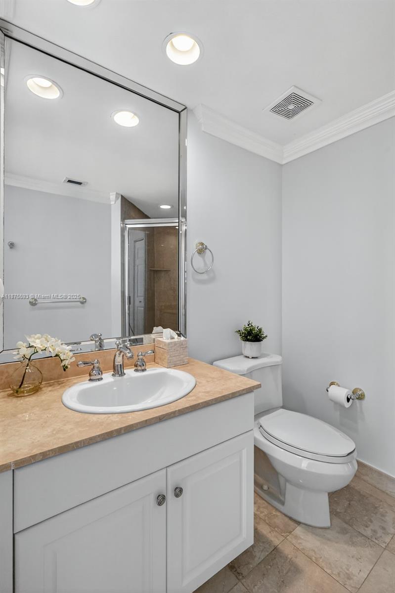 3370 Hidden Bay Dr # 1808