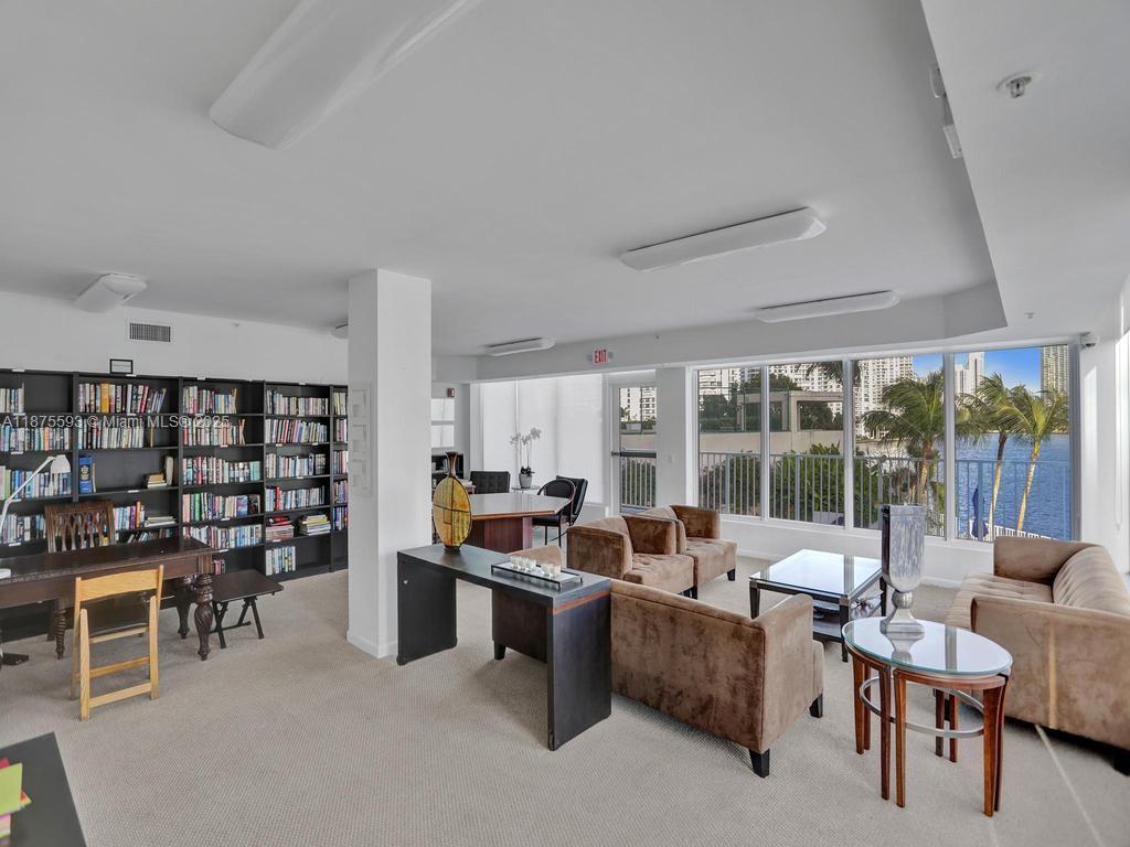 3370 Hidden Bay Dr # 1808