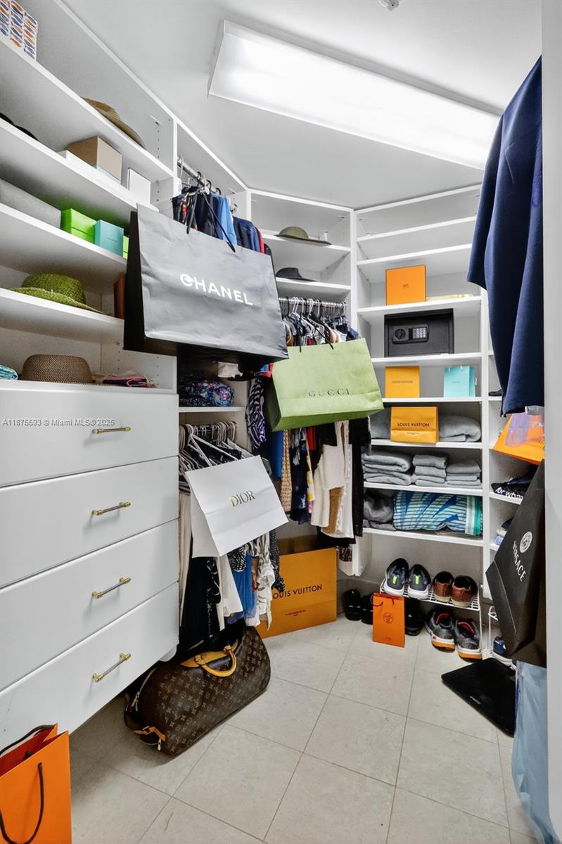 3370 Hidden Bay Dr # 1808