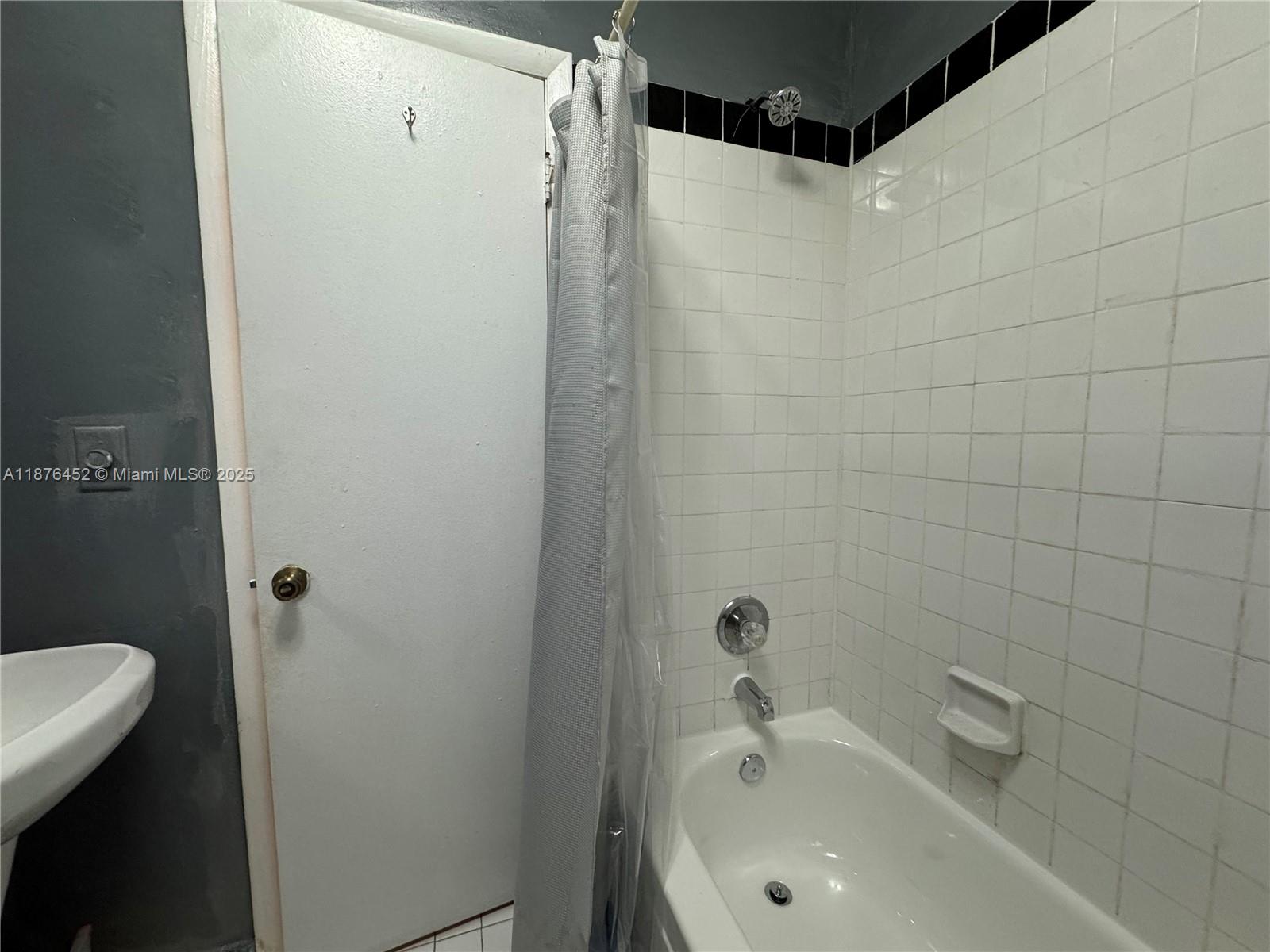 1525 Pennsylvania Ave # 17