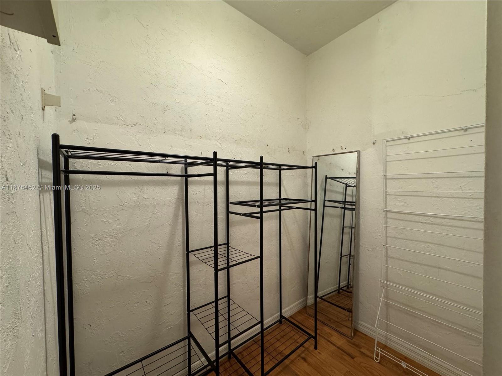 1525 Pennsylvania Ave # 17