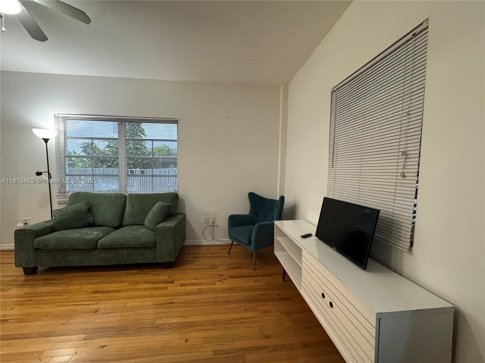 1525 Pennsylvania Ave # 17