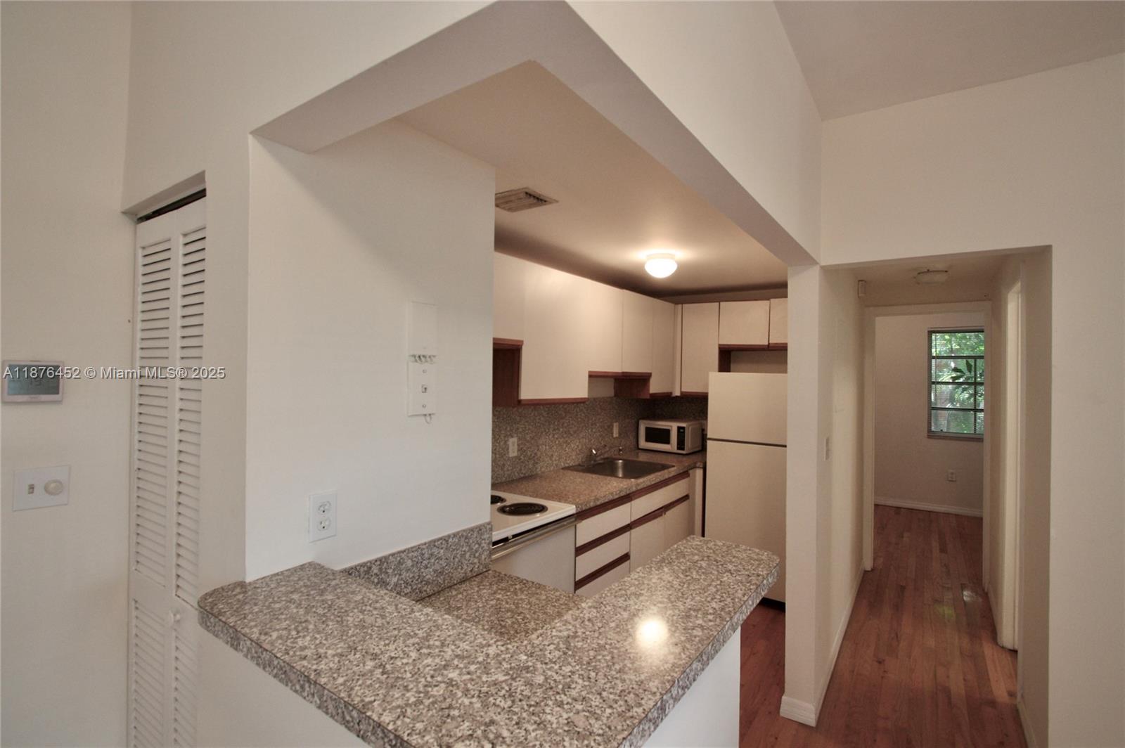 1525 Pennsylvania Ave # 17