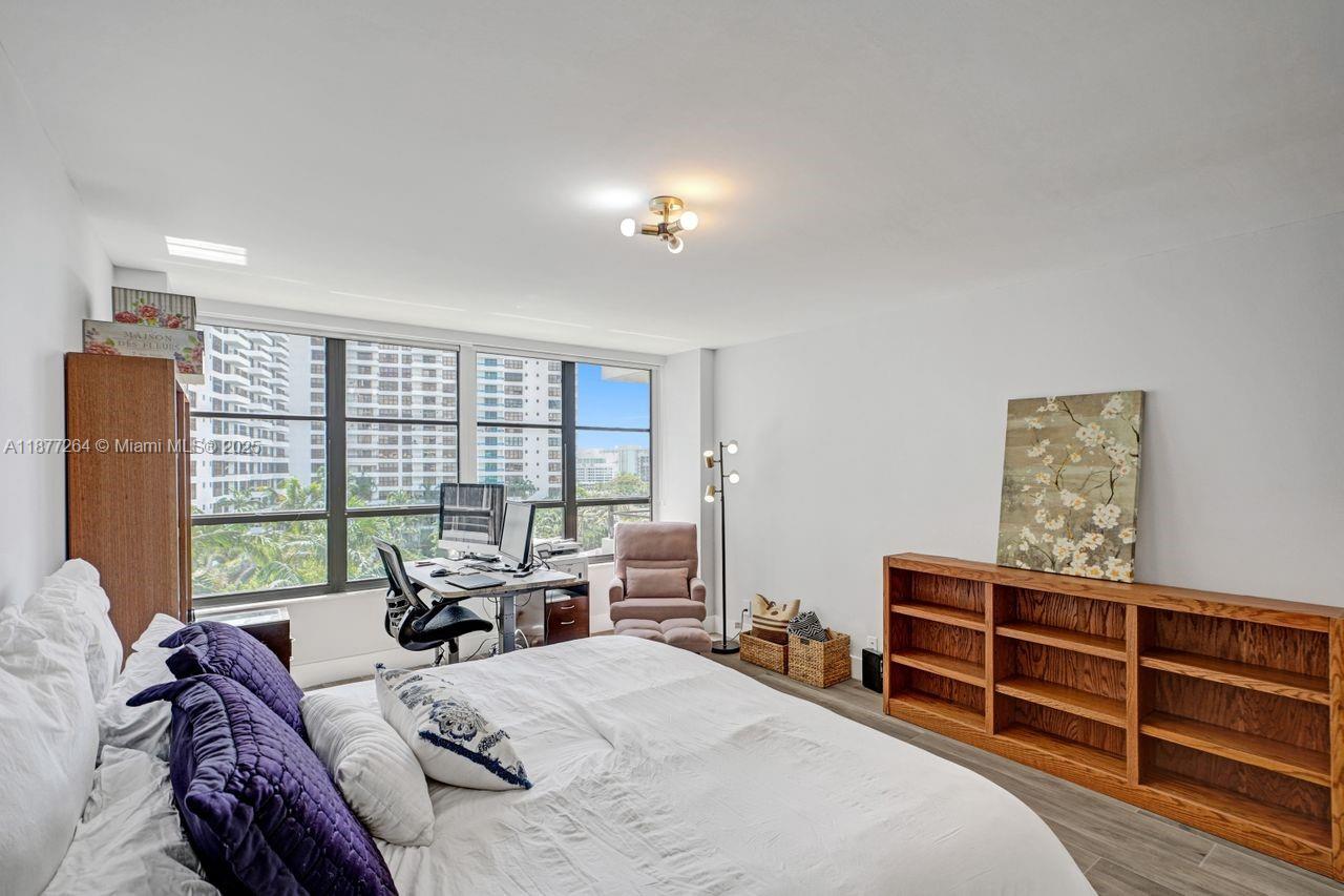 600 Three Islands Blvd # 615