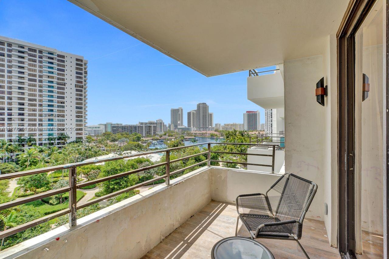 600 Three Islands Blvd # 615