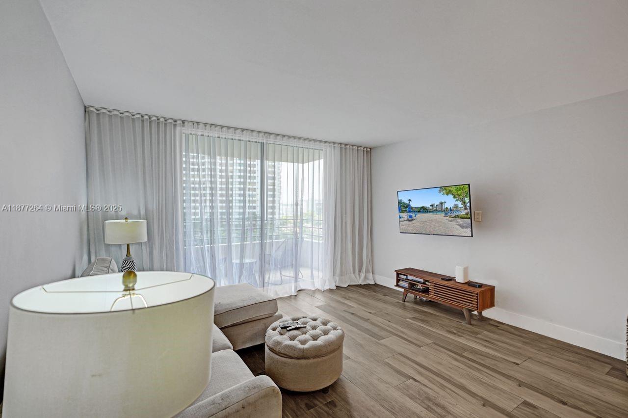 600 Three Islands Blvd # 615