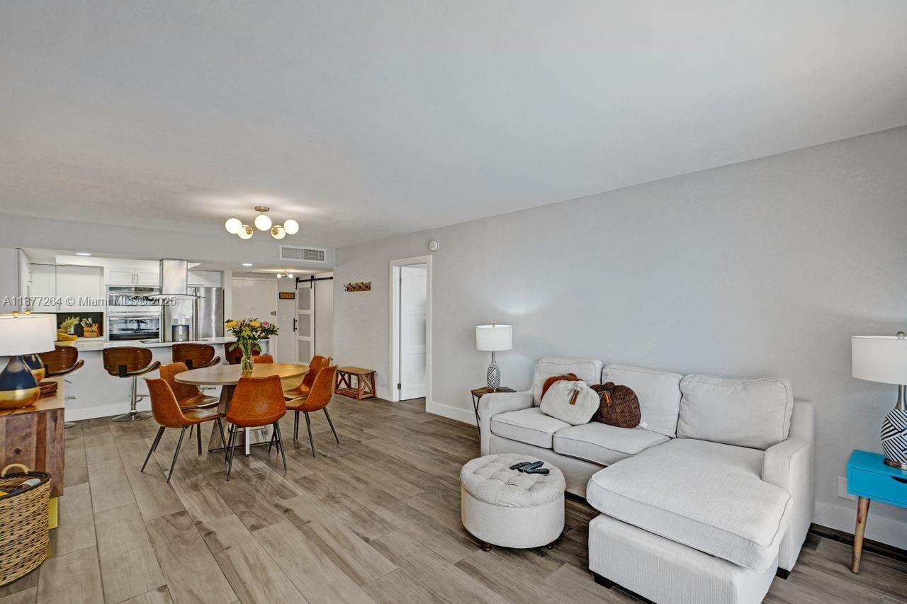 600 Three Islands Blvd # 615