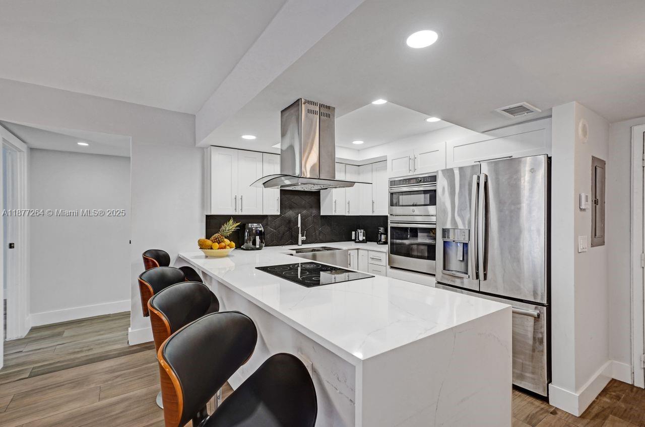 600 Three Islands Blvd # 615