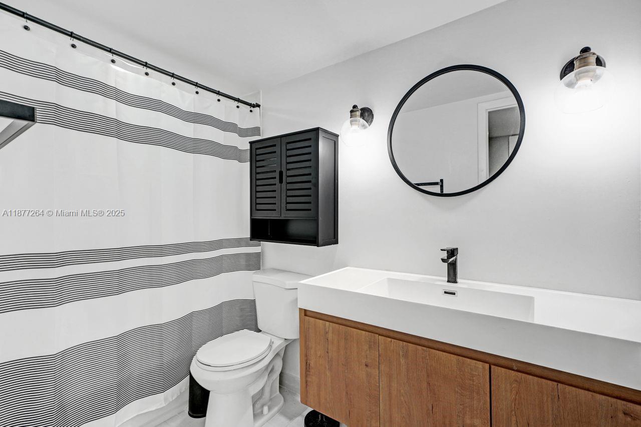 600 Three Islands Blvd # 615