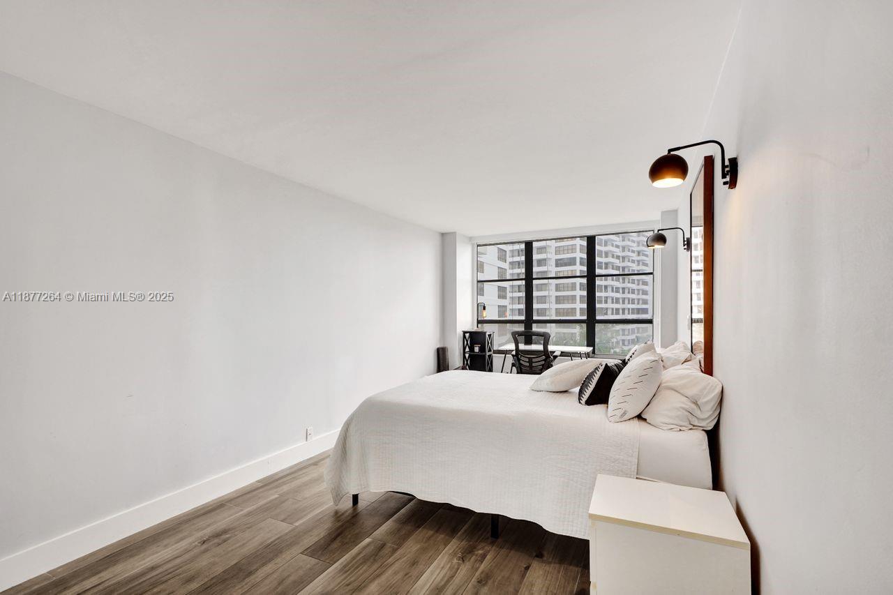 600 Three Islands Blvd # 615