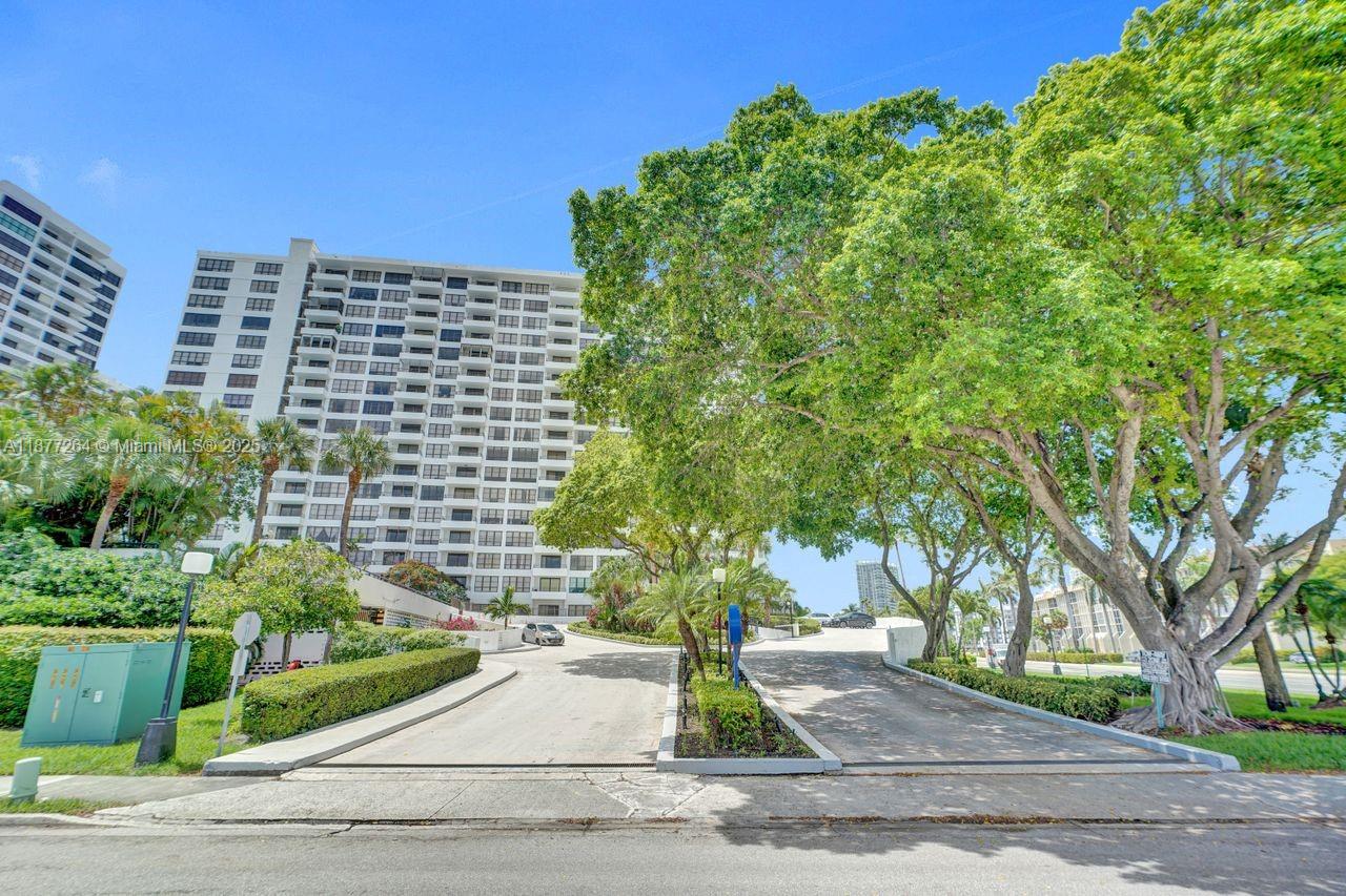 600 Three Islands Blvd # 615