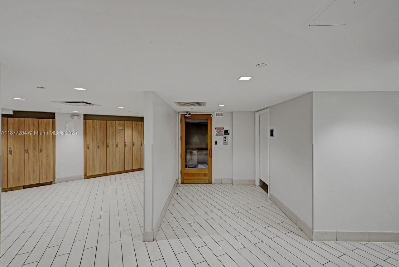 600 Three Islands Blvd # 615