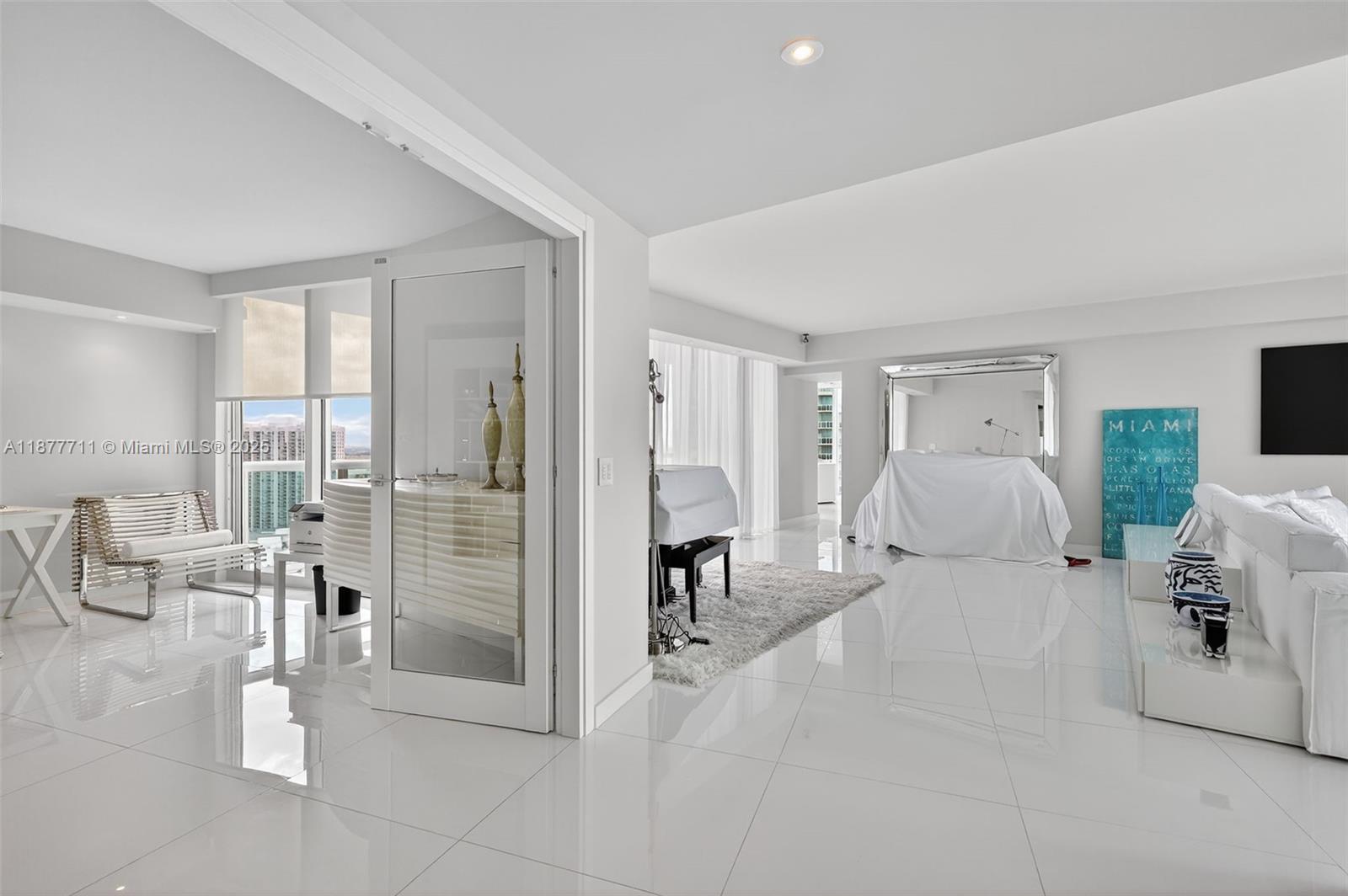 3370 Hidden Bay Dr # 2915