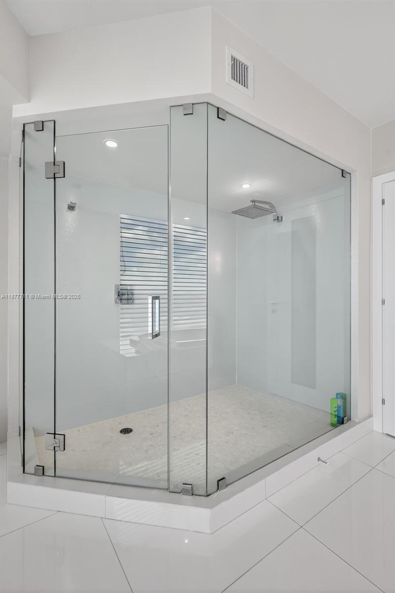 3370 Hidden Bay Dr # 2915