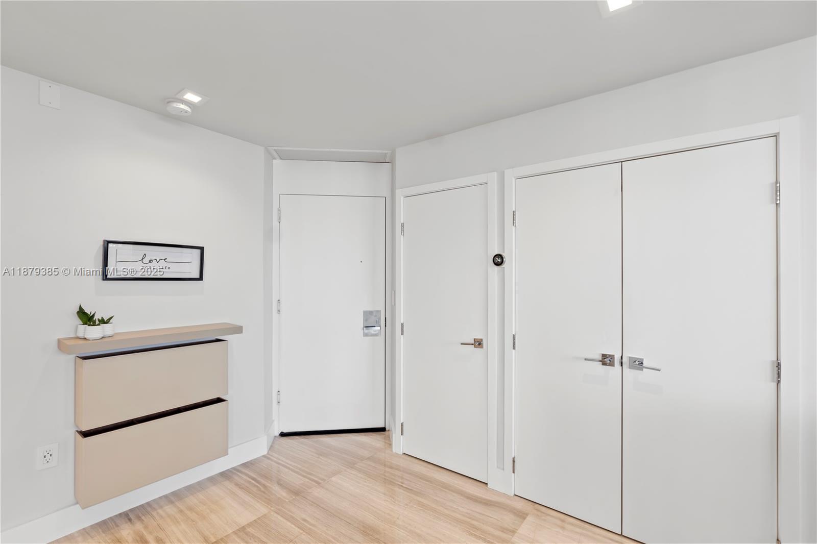 20185 E Country Club Dr Unit: PH6