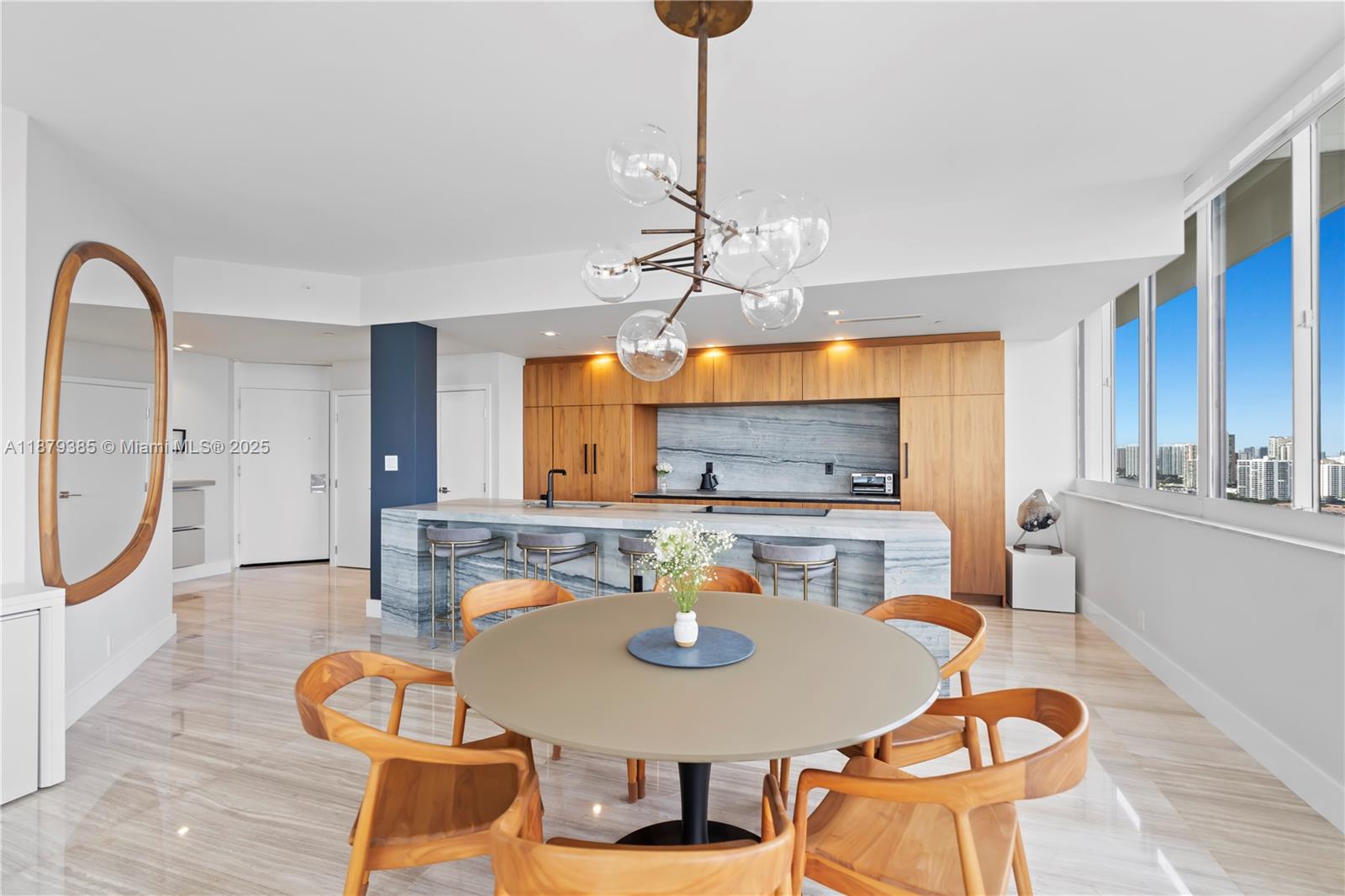 20185 E Country Club Dr Unit: PH6