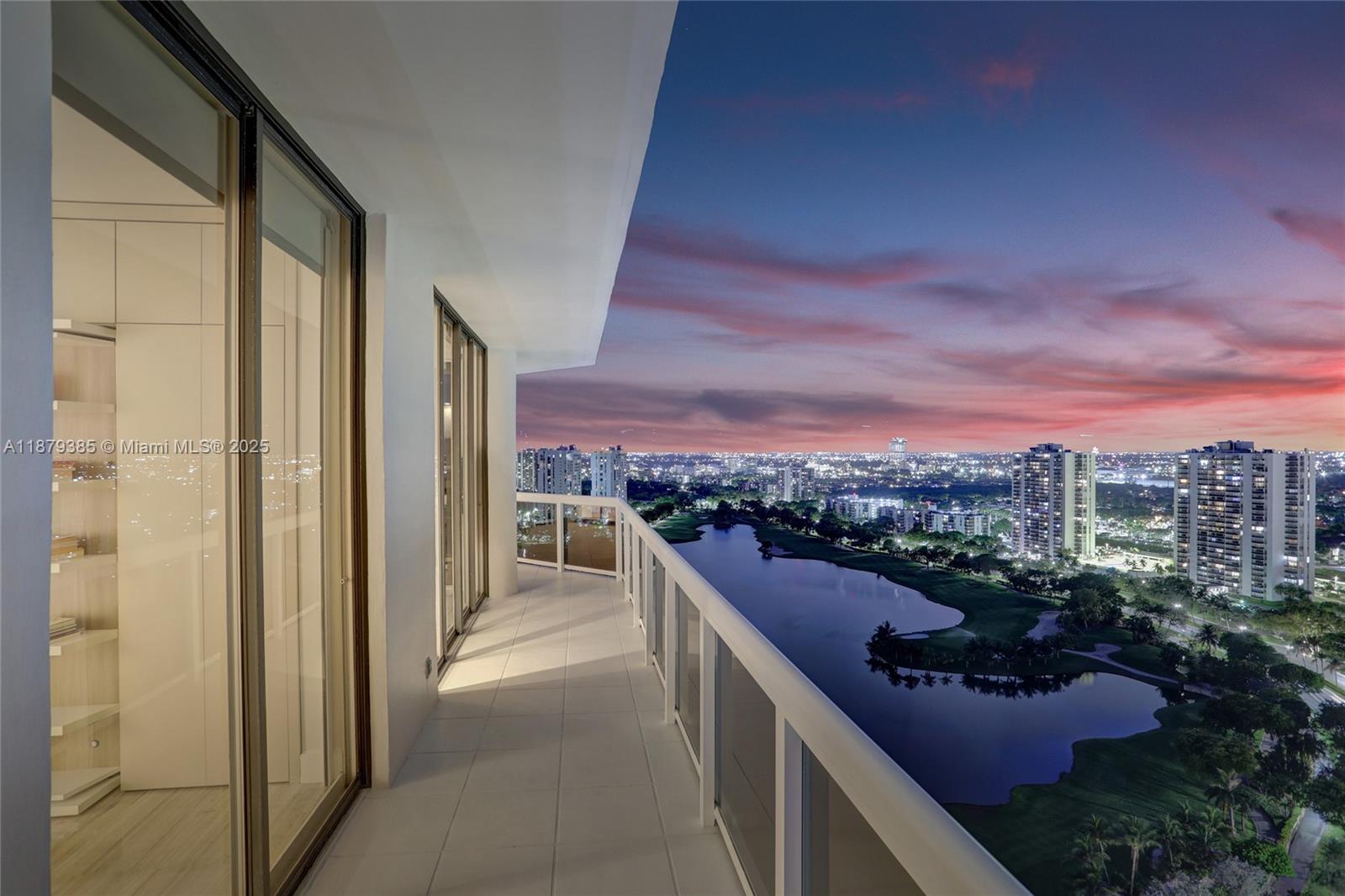 20185 E Country Club Dr Unit: PH6