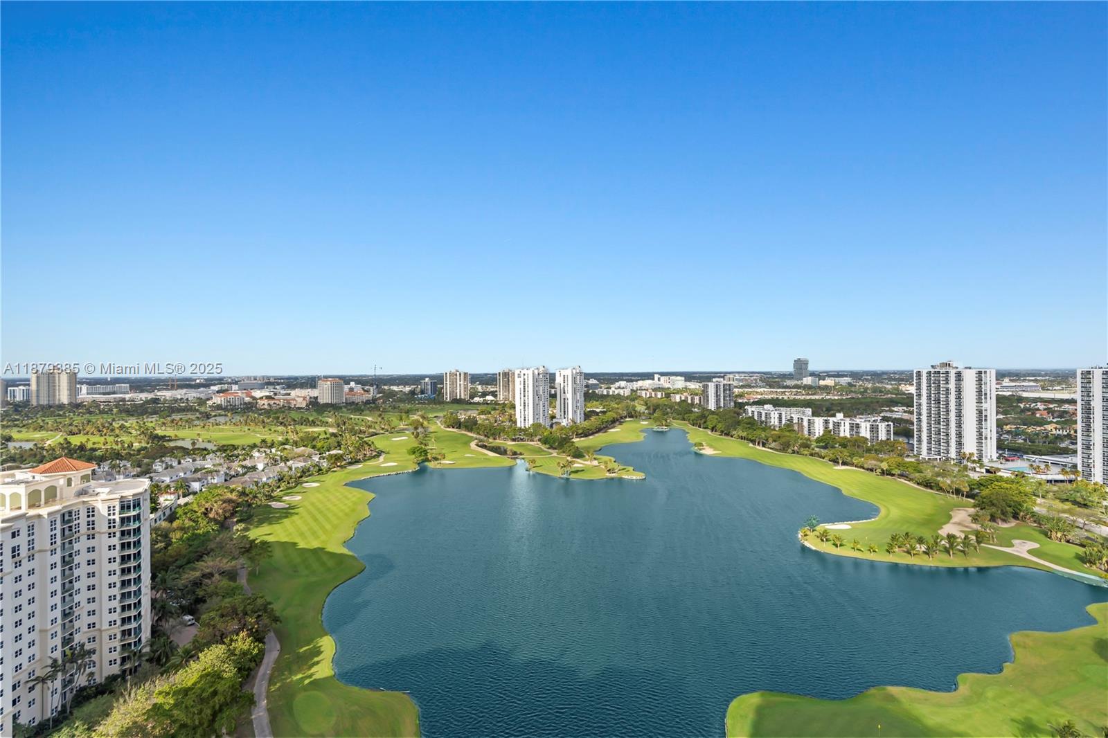 20185 E Country Club Dr Unit: PH6