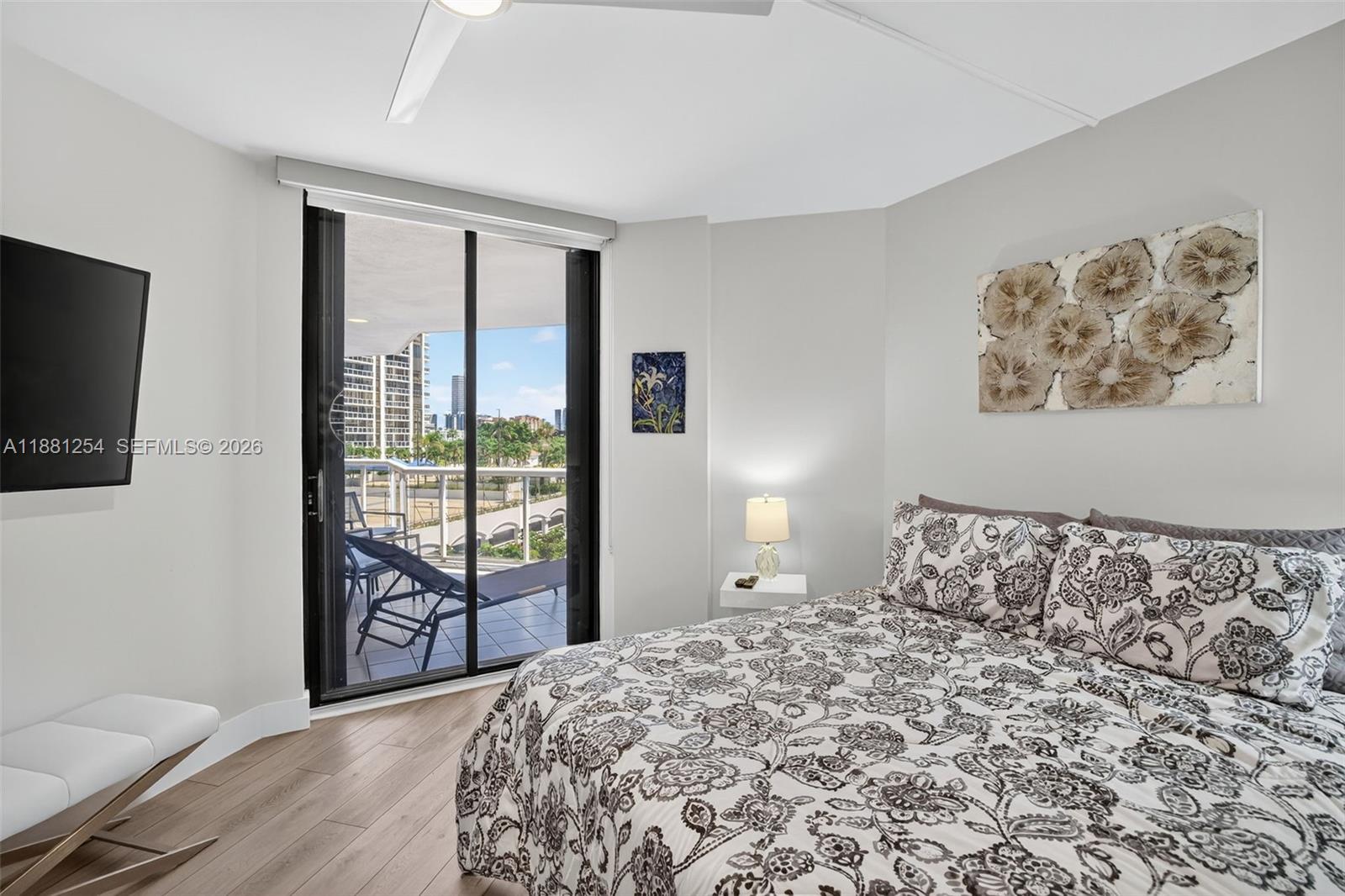 3610 Yacht Club Dr # 508