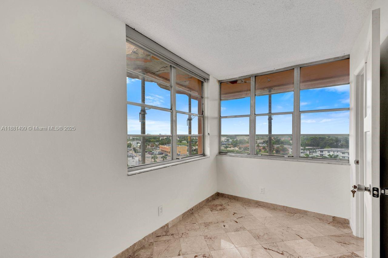 2025 NE 164th St # 716