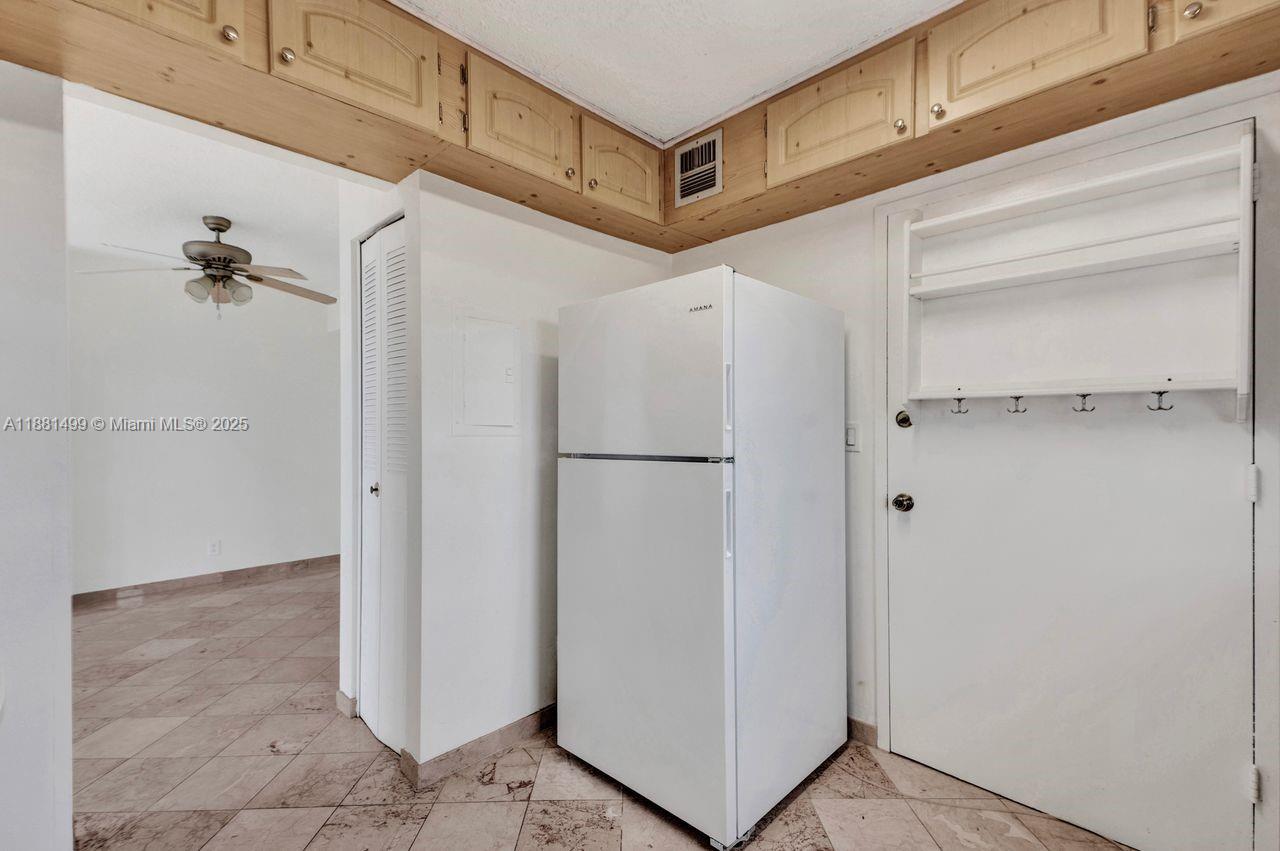 2025 NE 164th St # 716