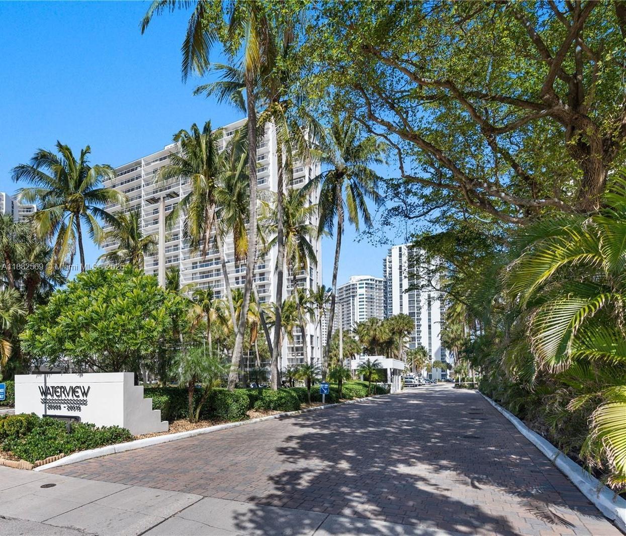 20515 E Country Club Dr # 442