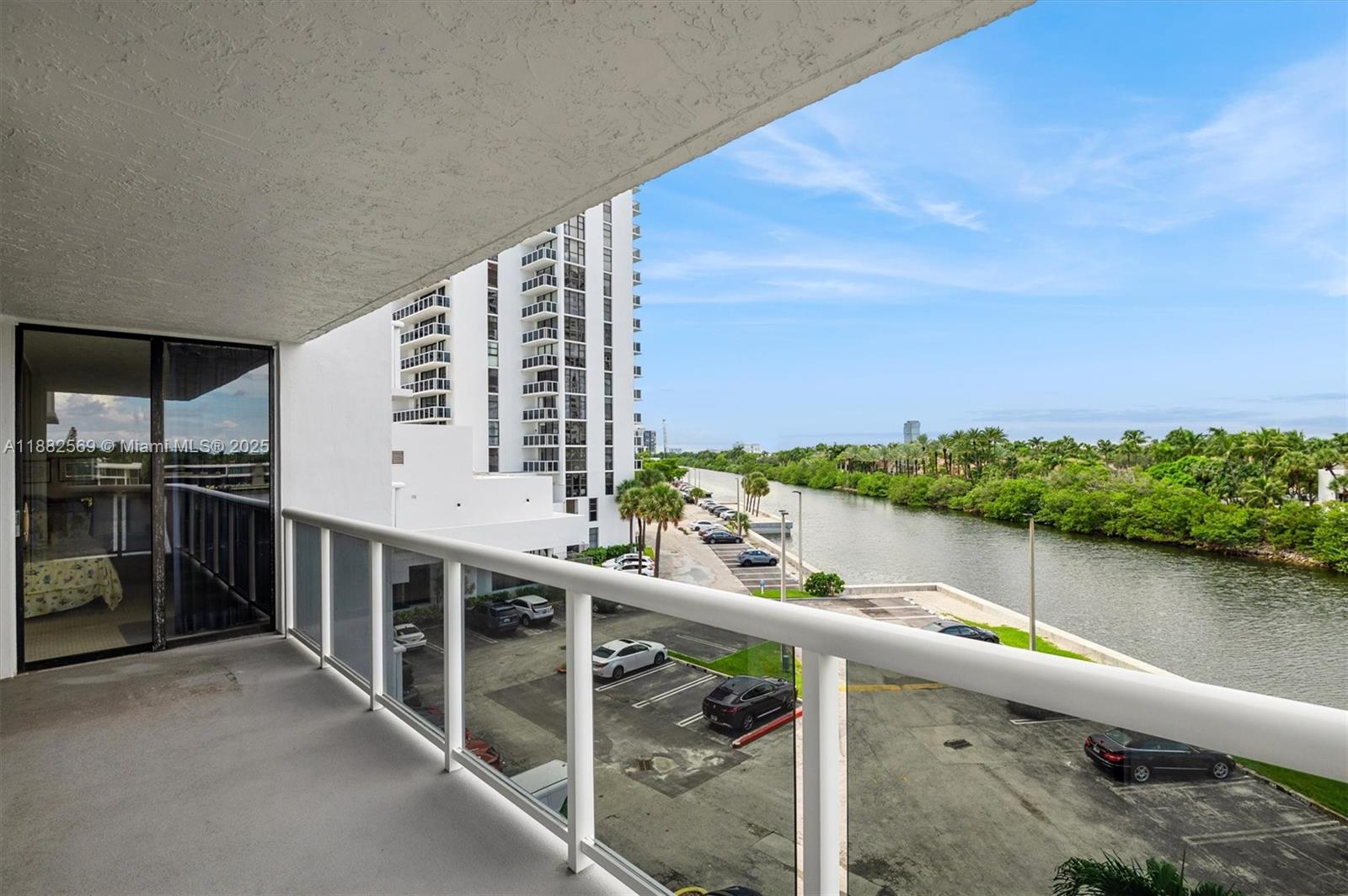 20515 E Country Club Dr # 442