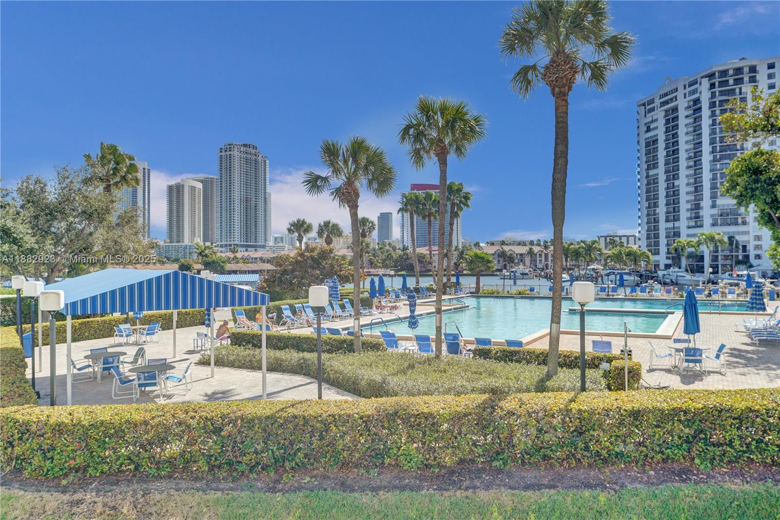 2500 Parkview Dr # 808