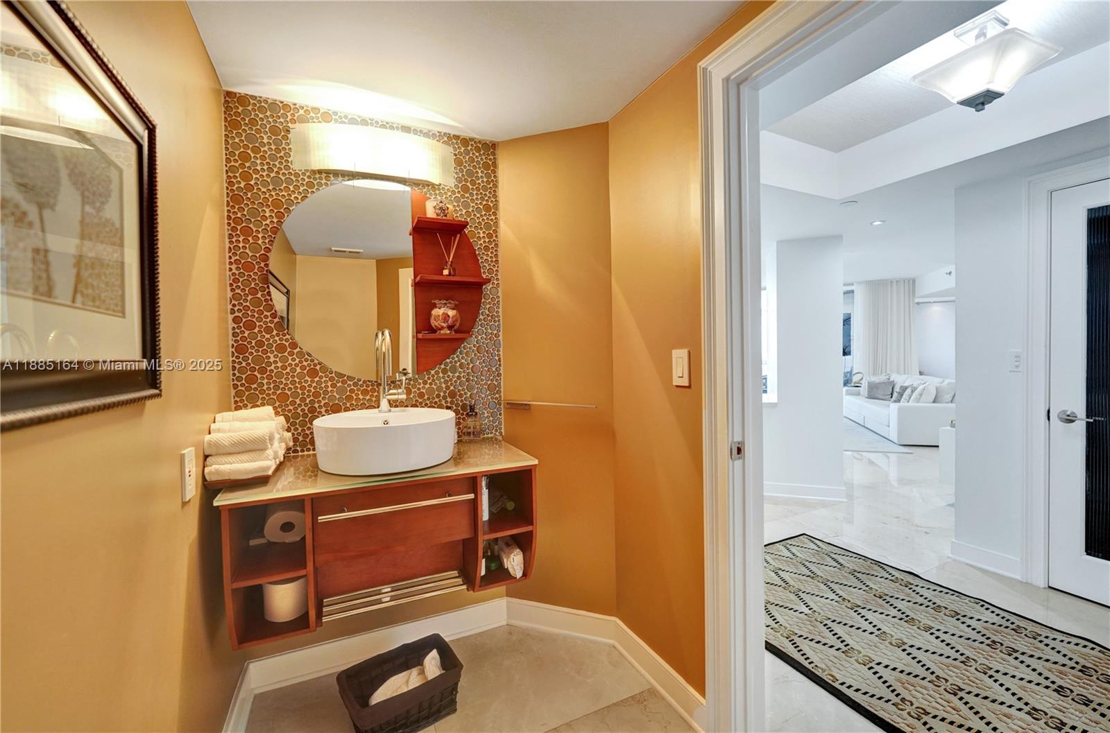 20185 E Country Club Dr # 2304