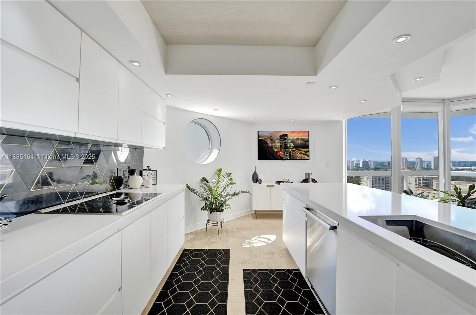 20185 E Country Club Dr # 2304