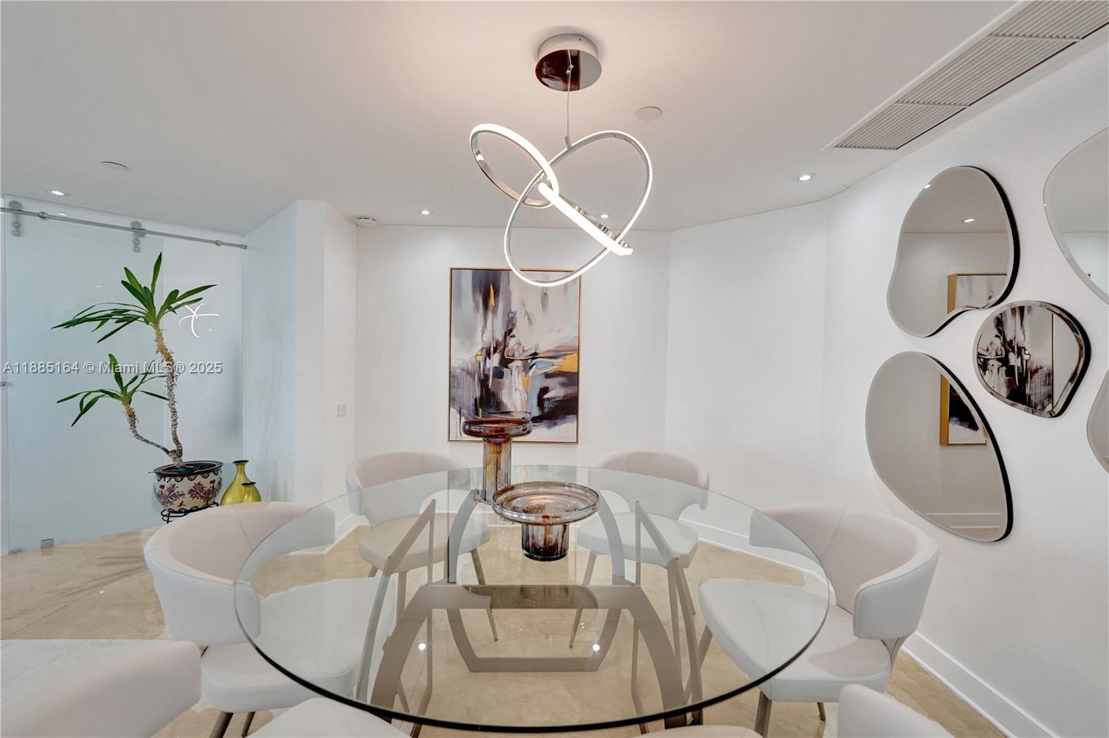 20185 E Country Club Dr # 2304