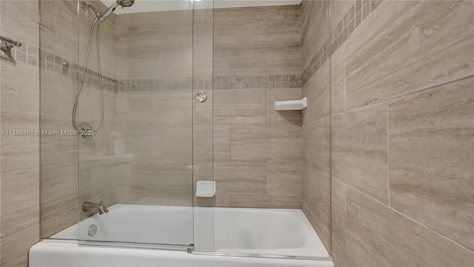 20505 E Country Club Dr # 2233