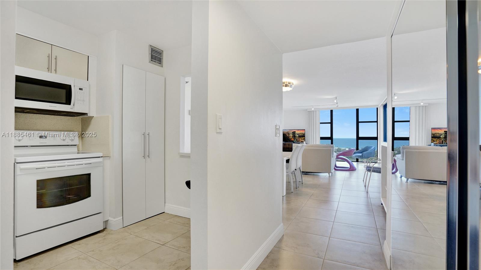 20505 E Country Club Dr # 2233