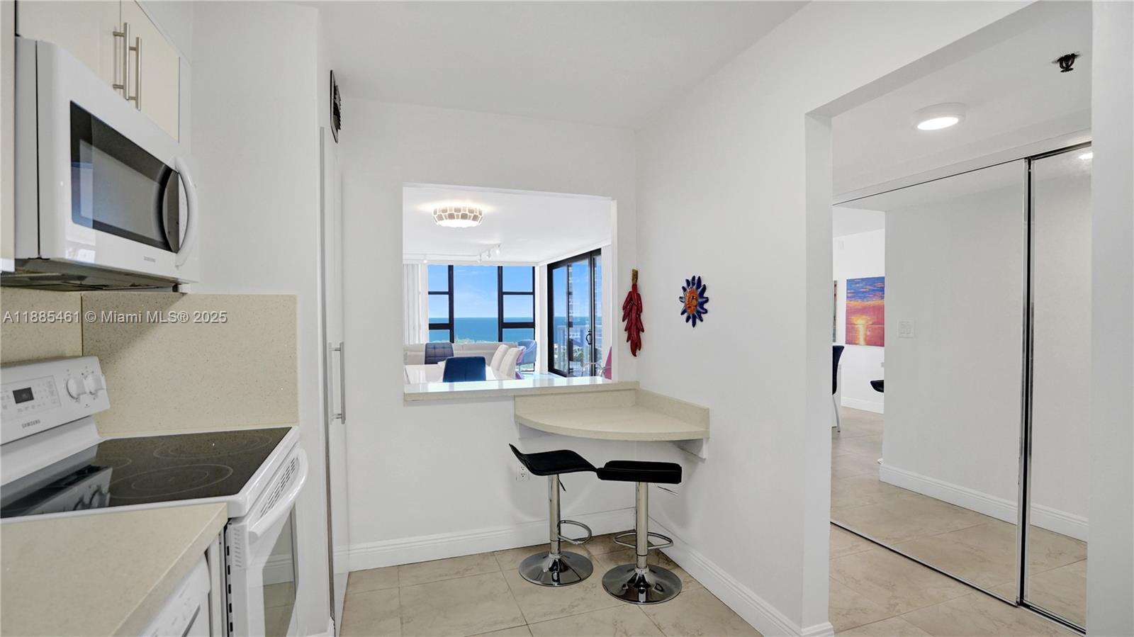 20505 E Country Club Dr # 2233