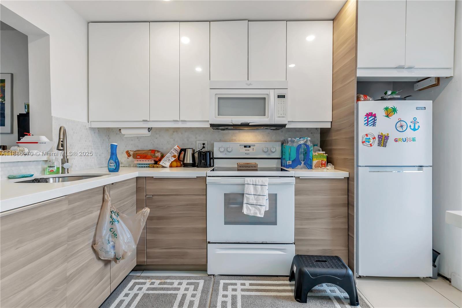 440 Paradise Isle Blvd # 109