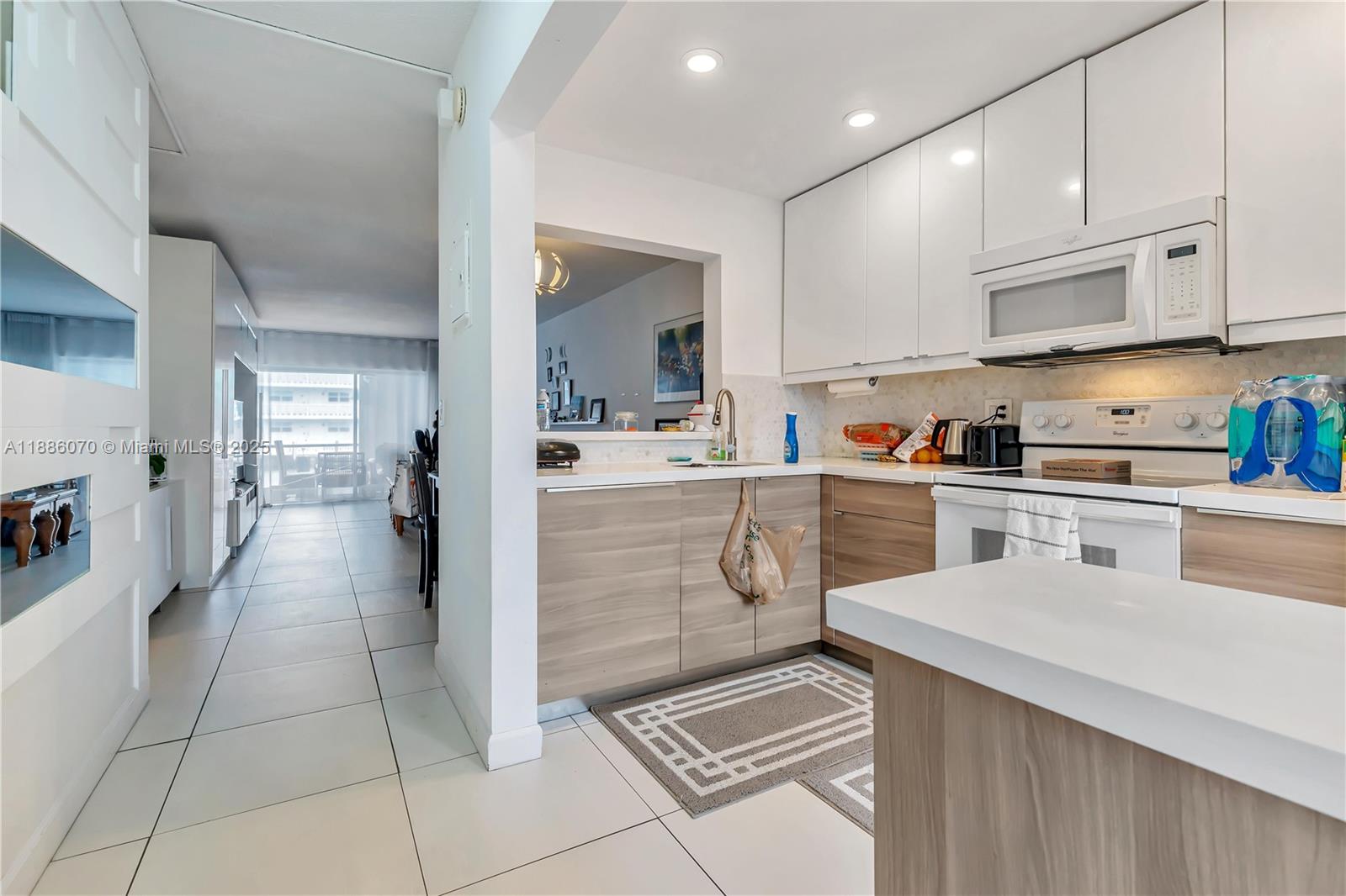 440 Paradise Isle Blvd # 109