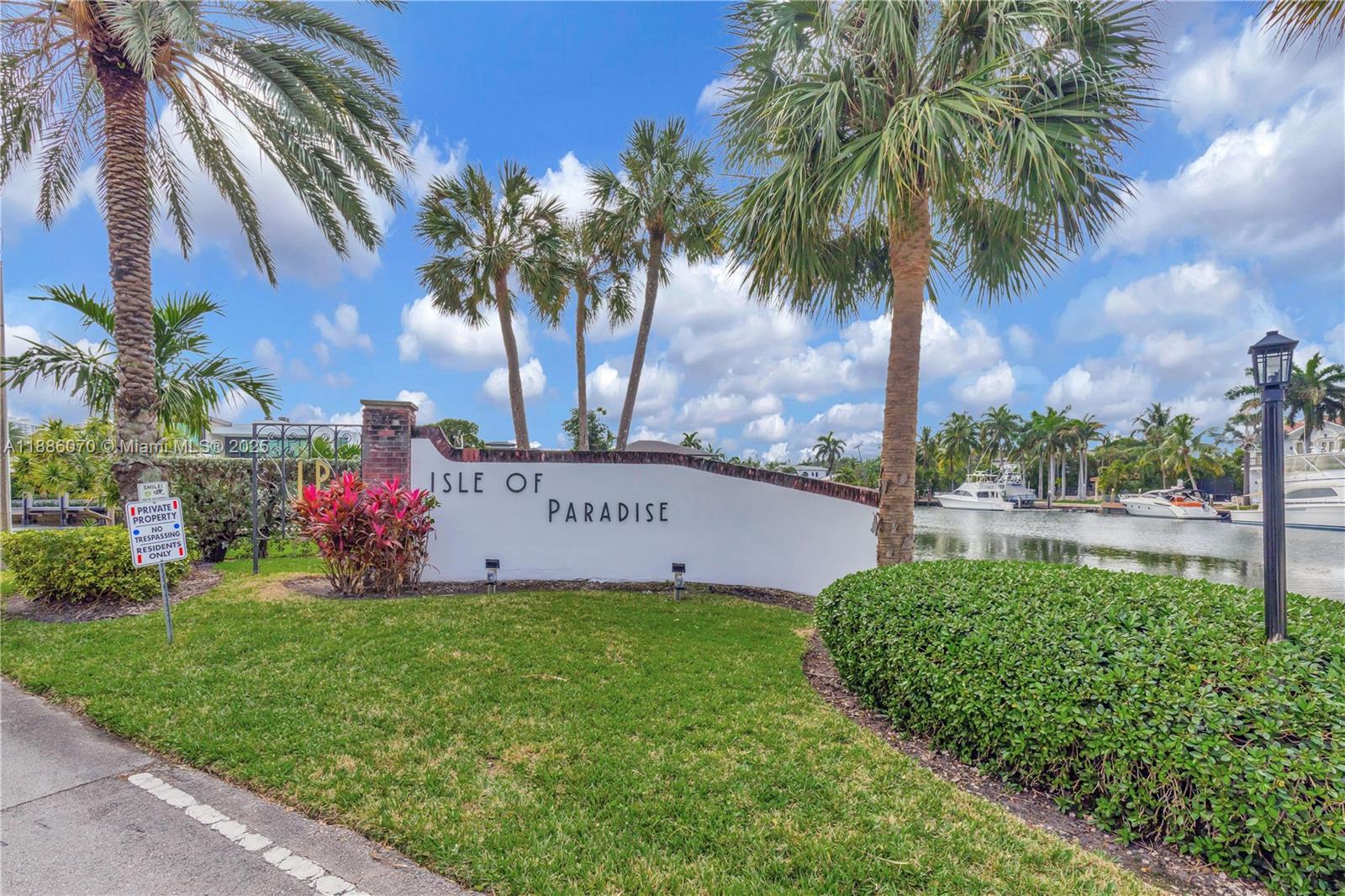 440 Paradise Isle Blvd # 109