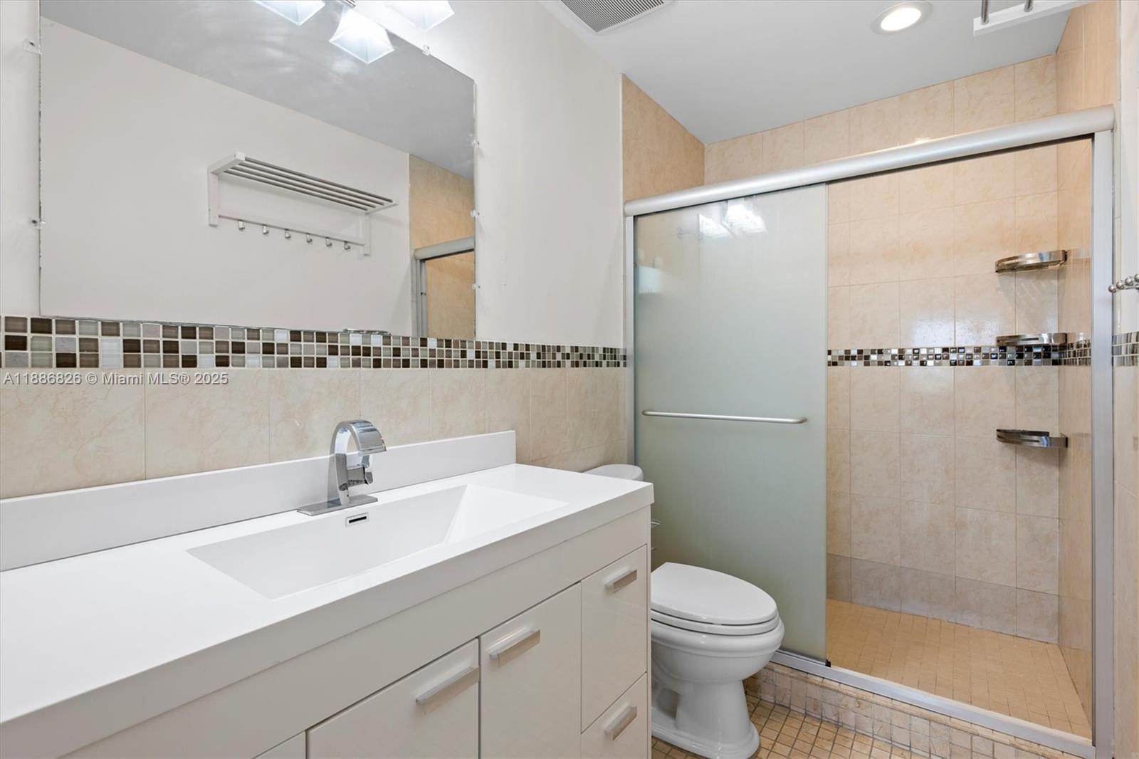200 Diplomat Pkwy # 825