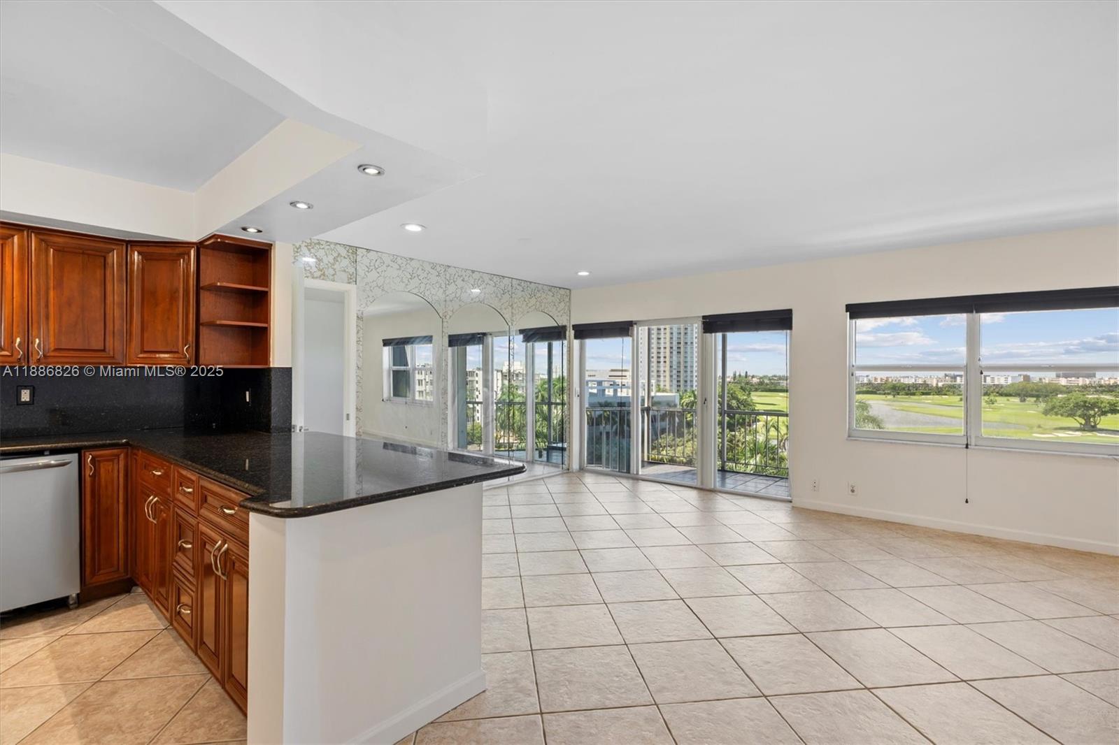 200 Diplomat Pkwy # 825