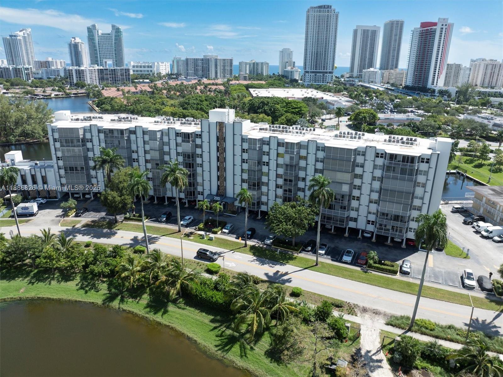 200 Diplomat Pkwy # 825