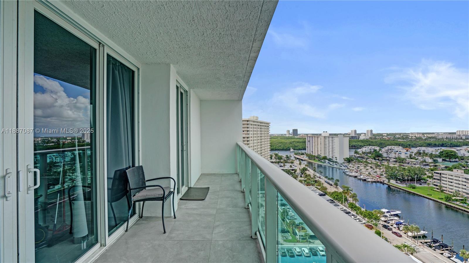 100 Bayview Dr # 1931