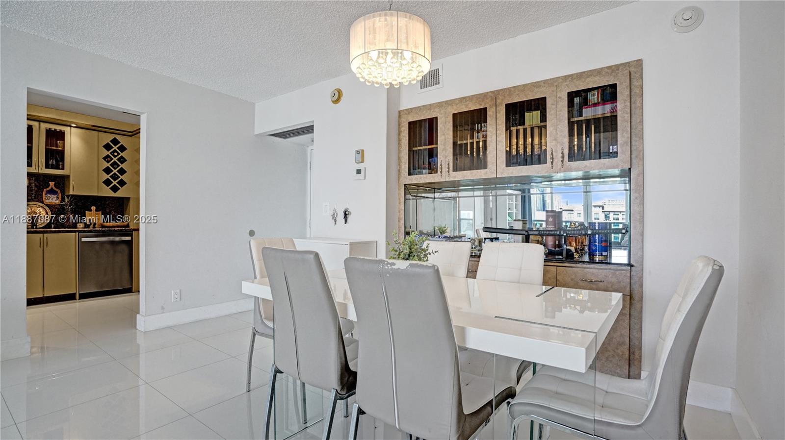 100 Bayview Dr # 1931