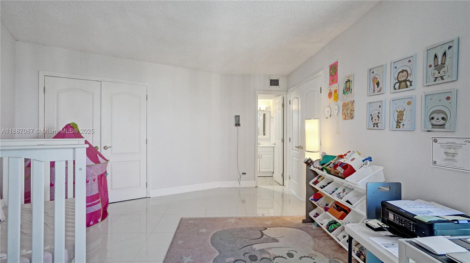 100 Bayview Dr # 1931